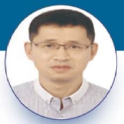 李洪泽照片
