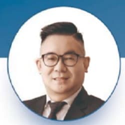 刘立辉照片